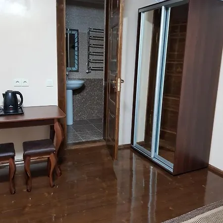 Шепіт Лісу Hotel